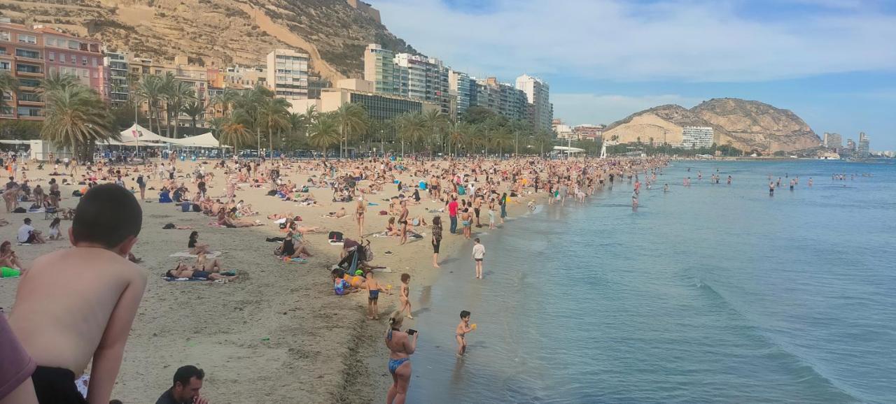 Apartamentos Playa Postiguet Alicante Exteriér fotografie