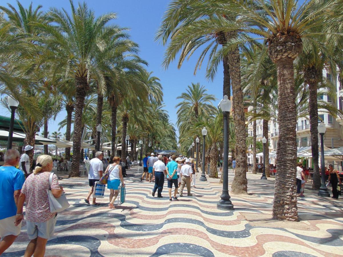 Apartamentos Playa Postiguet Alicante Exteriér fotografie